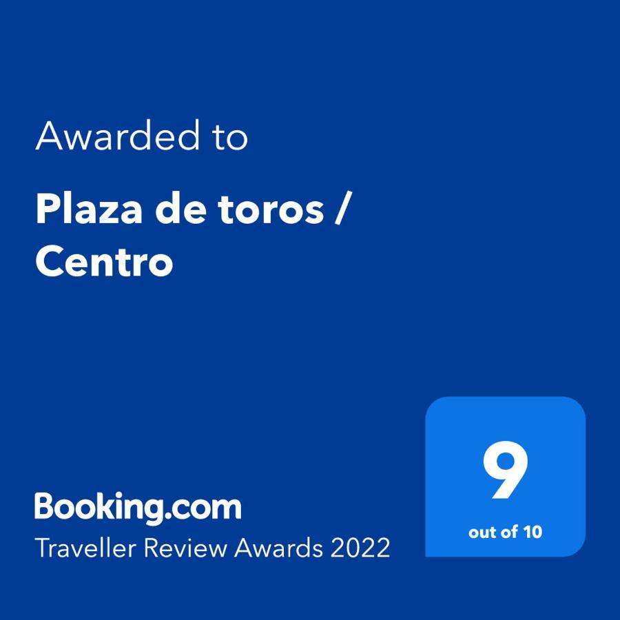 Plaza De Toros / Centro Apartment Malaga Bagian luar foto