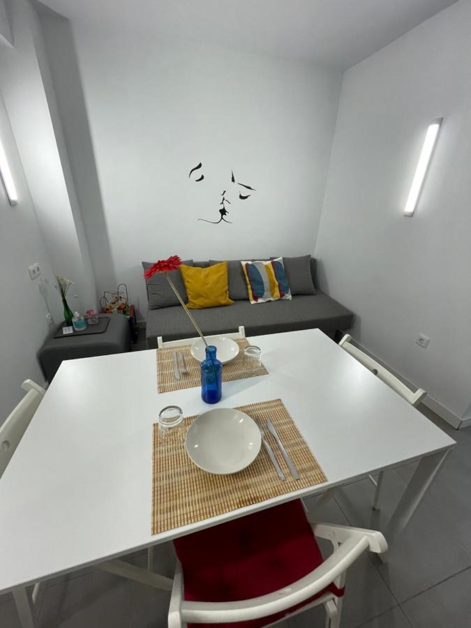 Plaza De Toros / Centro Apartment Malaga Bagian luar foto