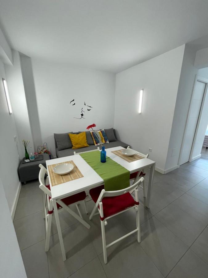 Plaza De Toros / Centro Apartment Malaga Bagian luar foto